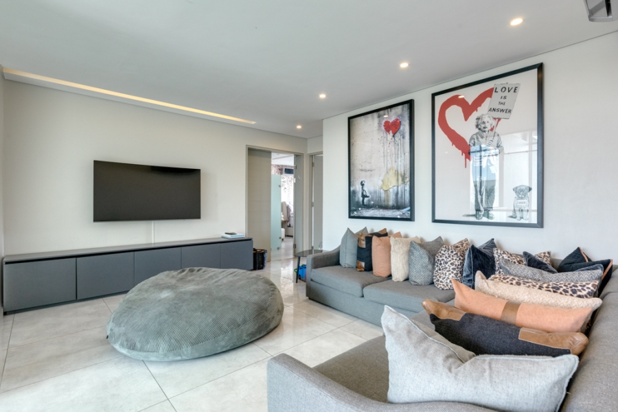 4 Bedroom Property for Sale in Morningside Gauteng