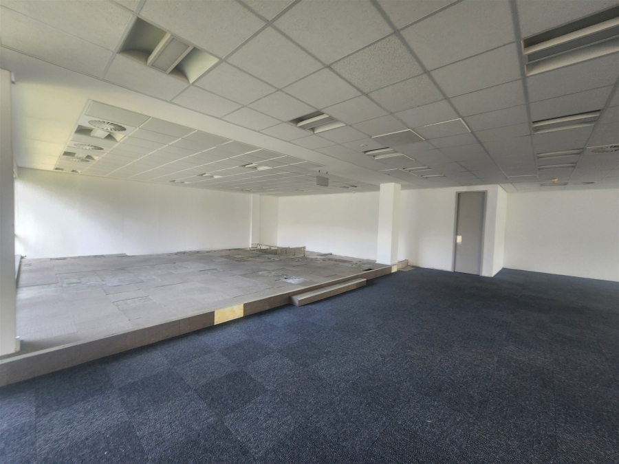 To Let commercial Property for Rent in Wierda Valley Gauteng