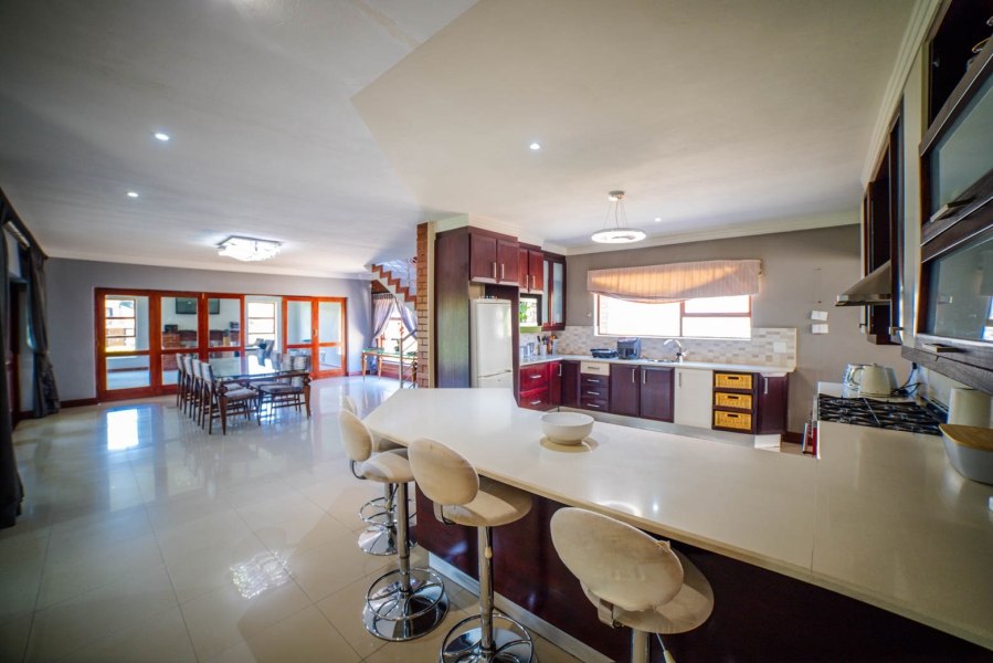 To Let 4 Bedroom Property for Rent in Carlswald North Estate Gauteng