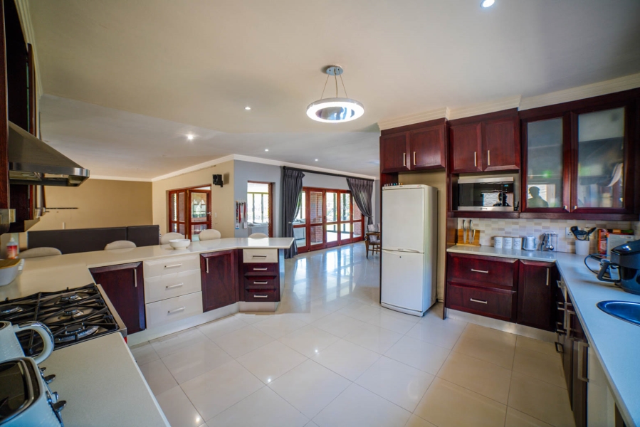 To Let 4 Bedroom Property for Rent in Carlswald North Estate Gauteng