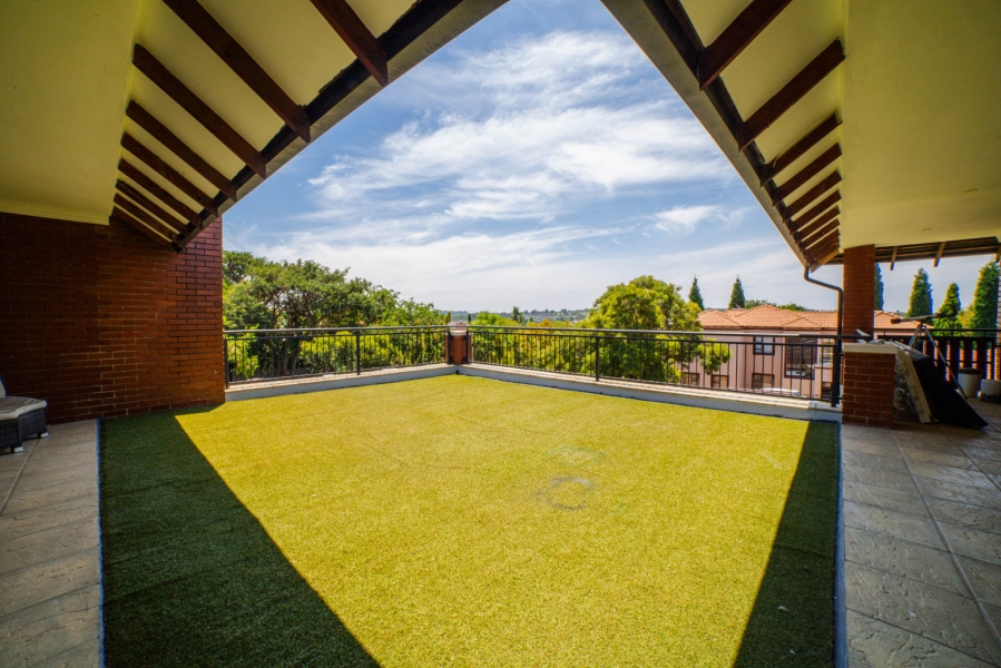 To Let 4 Bedroom Property for Rent in Carlswald North Estate Gauteng