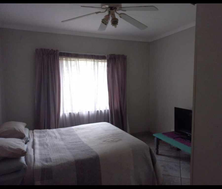 4 Bedroom Property for Sale in Lusthof Gauteng