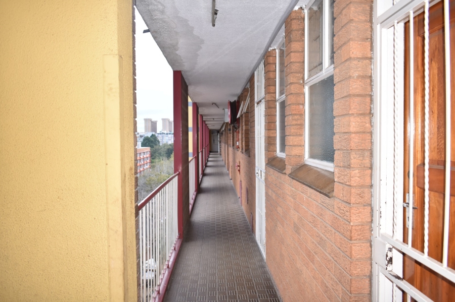 2 Bedroom Property for Sale in Pretoria Central Gauteng