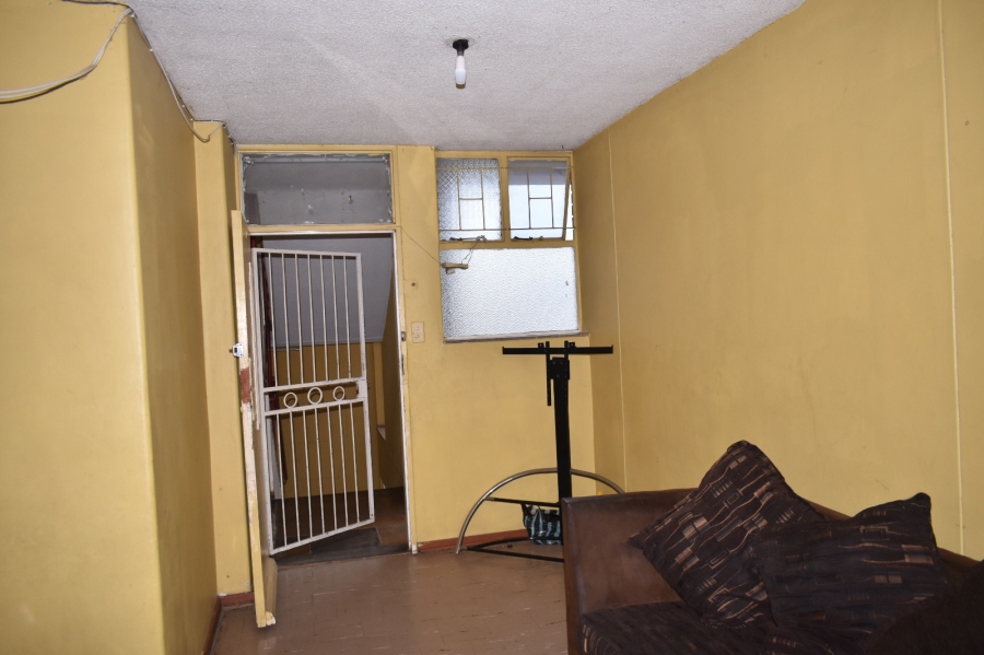 2 Bedroom Property for Sale in Pretoria Central Gauteng