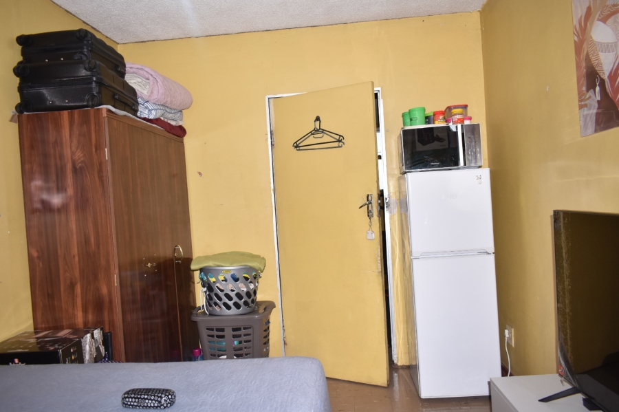 2 Bedroom Property for Sale in Pretoria Central Gauteng