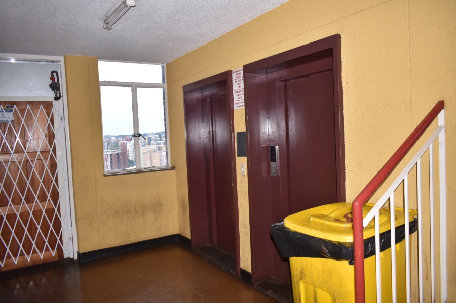2 Bedroom Property for Sale in Pretoria Central Gauteng