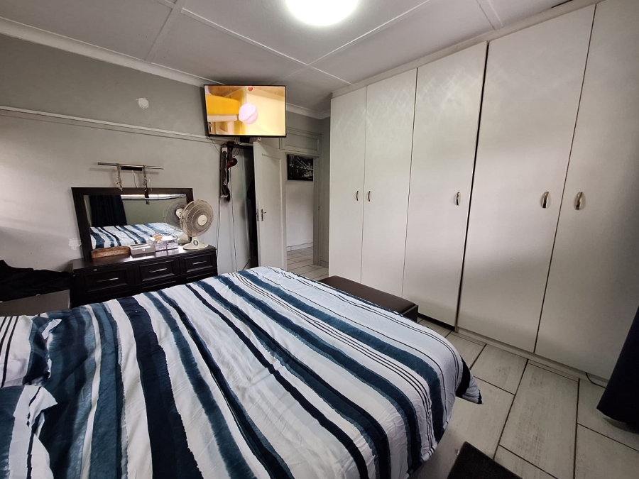 3 Bedroom Property for Sale in Wentworth Park Gauteng