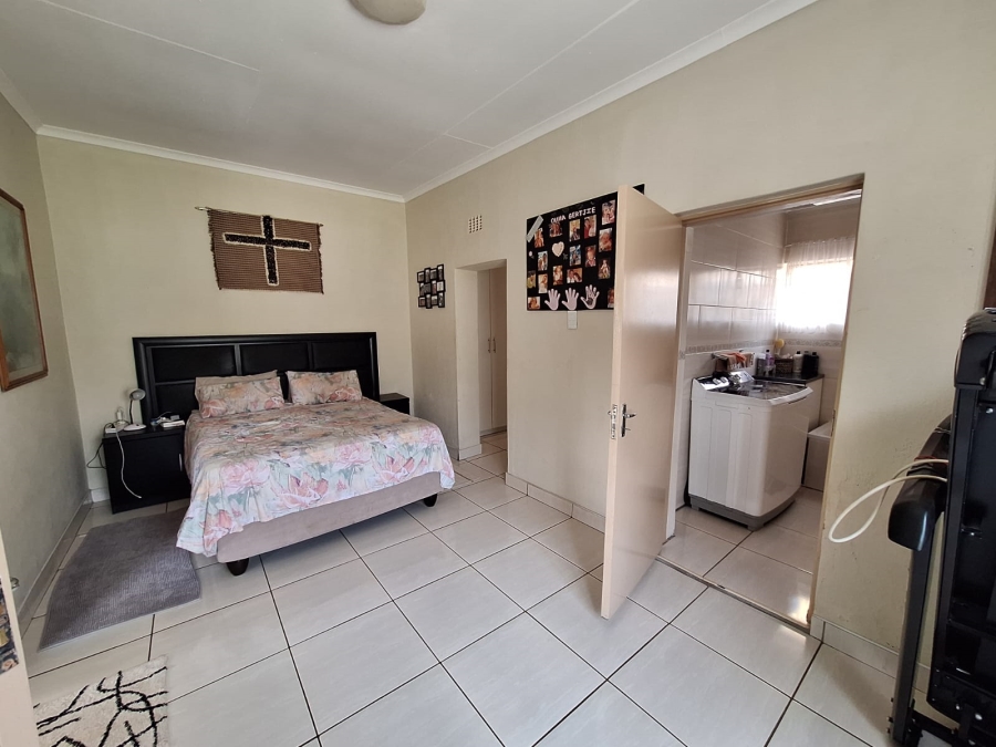 3 Bedroom Property for Sale in Wentworth Park Gauteng