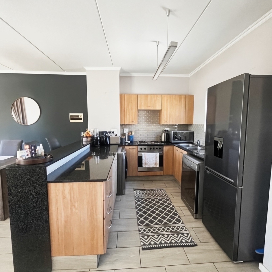 2 Bedroom Property for Sale in Sunninghill Gauteng