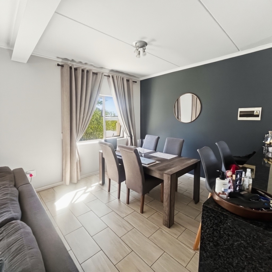 2 Bedroom Property for Sale in Sunninghill Gauteng