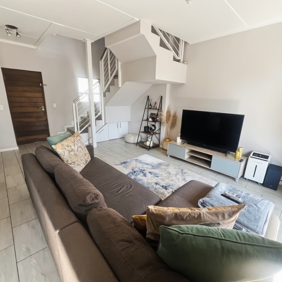 2 Bedroom Property for Sale in Sunninghill Gauteng