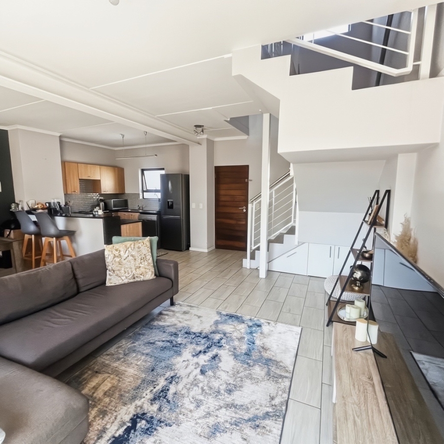 2 Bedroom Property for Sale in Sunninghill Gauteng