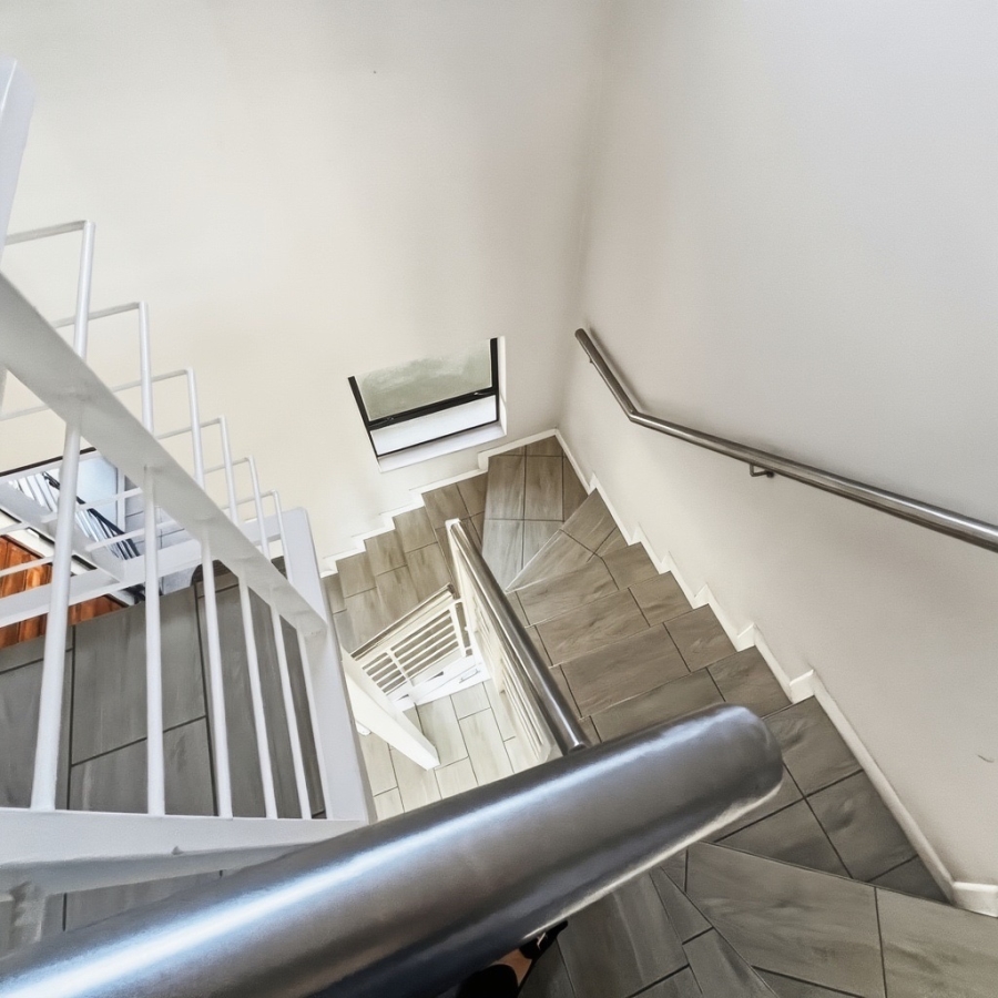 2 Bedroom Property for Sale in Sunninghill Gauteng