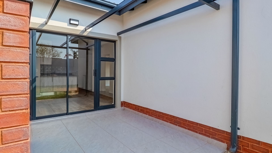 To Let 2 Bedroom Property for Rent in Rietvalleirand Gauteng