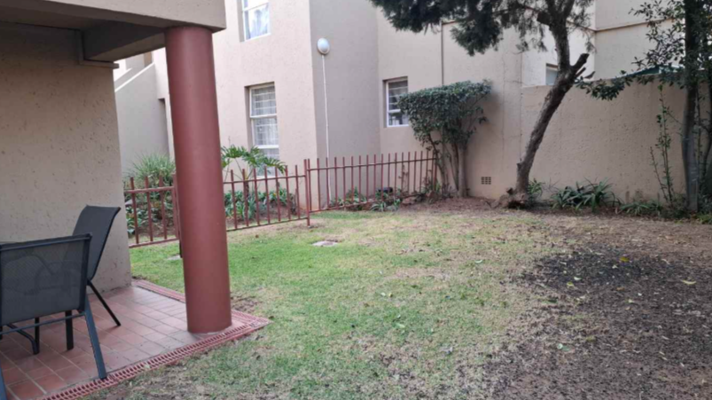 1 Bedroom Property for Sale in Brackendowns Gauteng