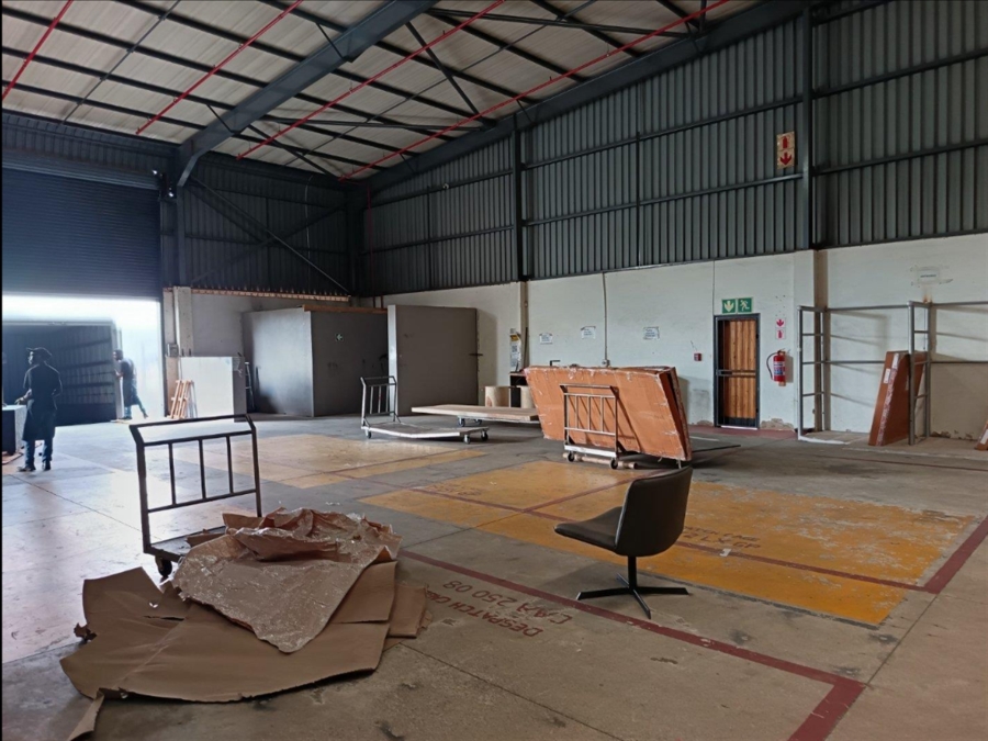 To Let commercial Property for Rent in North Riding Gauteng