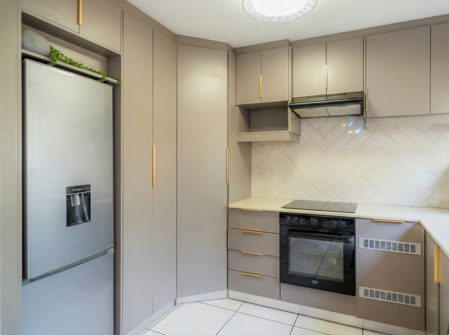 3 Bedroom Property for Sale in Bassonia Rock Gauteng