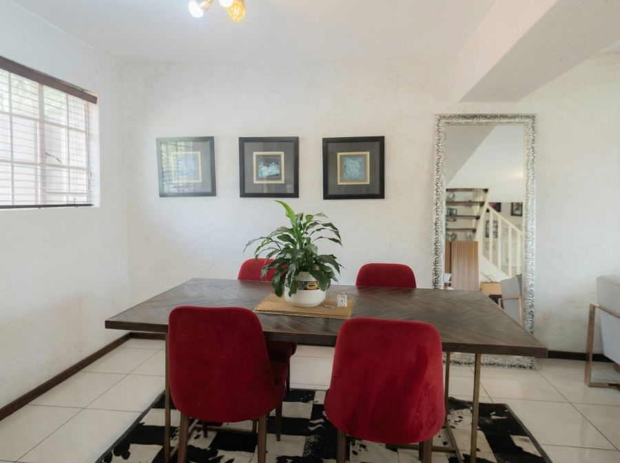 3 Bedroom Property for Sale in Bassonia Rock Gauteng