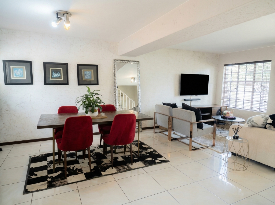 3 Bedroom Property for Sale in Bassonia Rock Gauteng