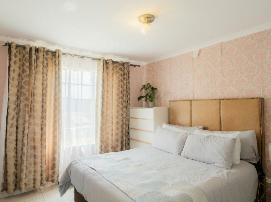 3 Bedroom Property for Sale in Bassonia Rock Gauteng