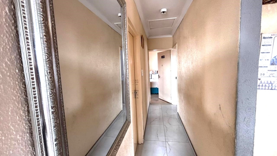 2 Bedroom Property for Sale in Birch Acres Gauteng