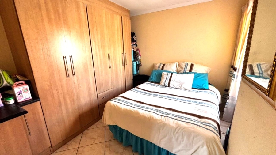 2 Bedroom Property for Sale in Birch Acres Gauteng