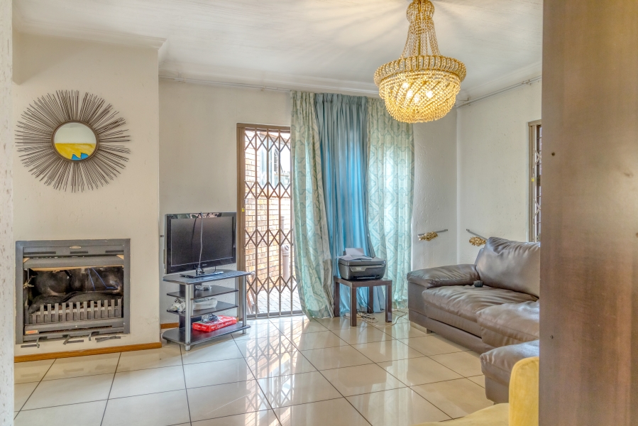 4 Bedroom Property for Sale in Noordhang Gauteng