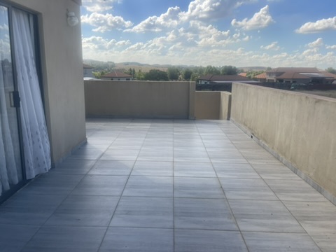 5 Bedroom Property for Sale in Blue Saddle Ranches Gauteng