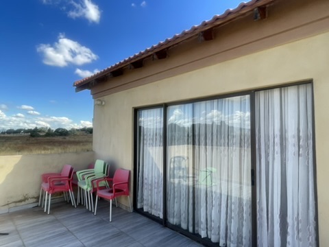 5 Bedroom Property for Sale in Blue Saddle Ranches Gauteng