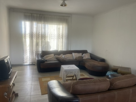 5 Bedroom Property for Sale in Blue Saddle Ranches Gauteng