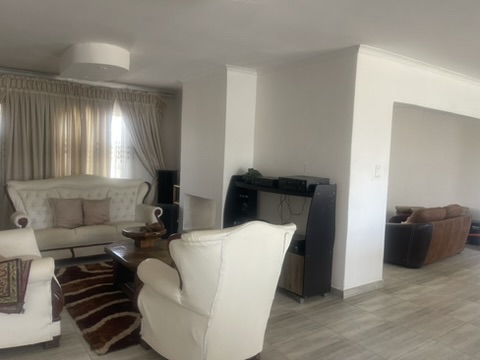 5 Bedroom Property for Sale in Blue Saddle Ranches Gauteng