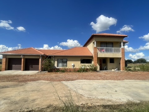 5 Bedroom Property for Sale in Blue Saddle Ranches Gauteng