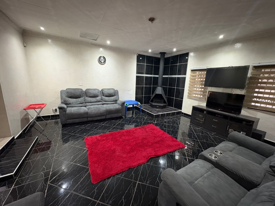 4 Bedroom Property for Sale in Delmore Park Gauteng