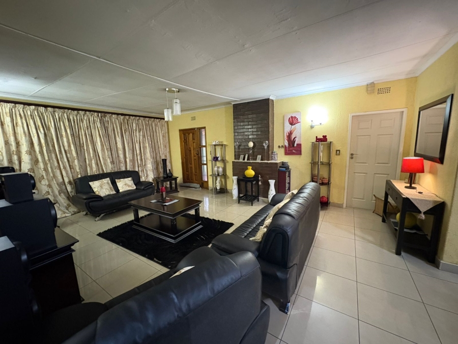 4 Bedroom Property for Sale in Delmore Park Gauteng