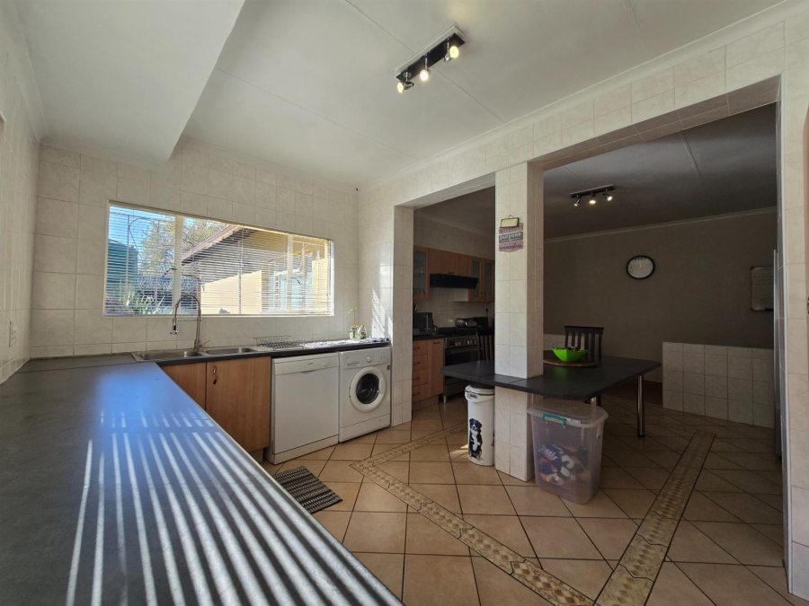 4 Bedroom Property for Sale in Walkerville Gauteng