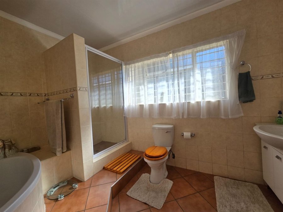 4 Bedroom Property for Sale in Walkerville Gauteng