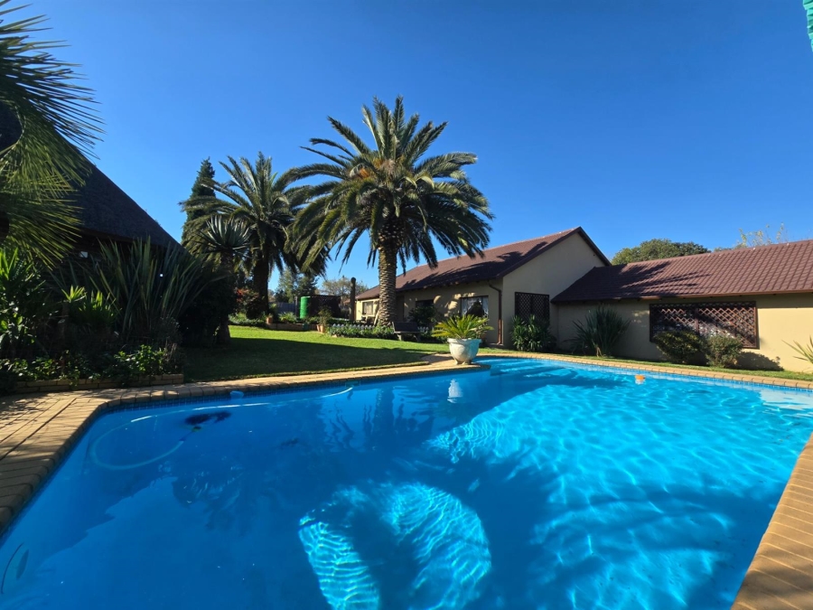 4 Bedroom Property for Sale in Walkerville Gauteng