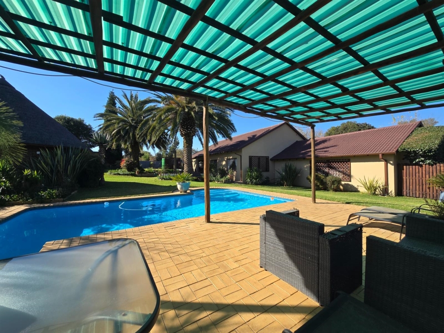 4 Bedroom Property for Sale in Walkerville Gauteng