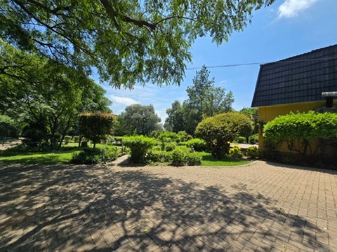 4 Bedroom Property for Sale in Blignautsrus A H Gauteng