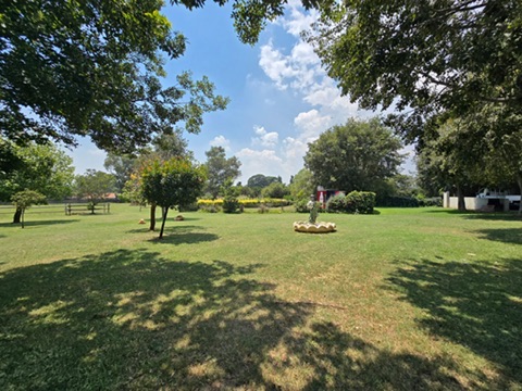 4 Bedroom Property for Sale in Tedderfield A H Gauteng