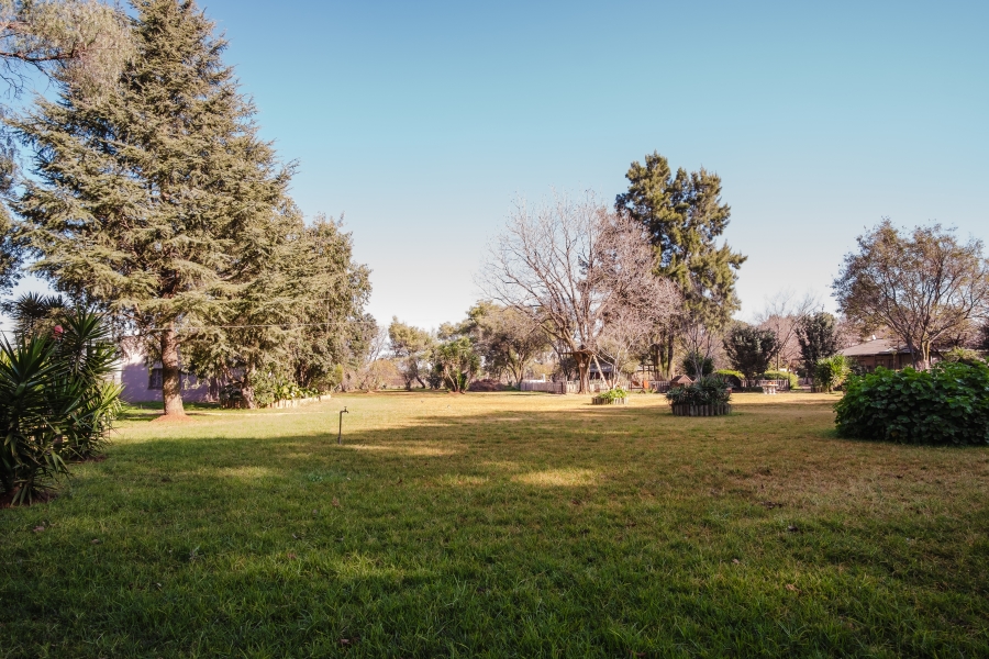 4 Bedroom Property for Sale in Golf View Gauteng