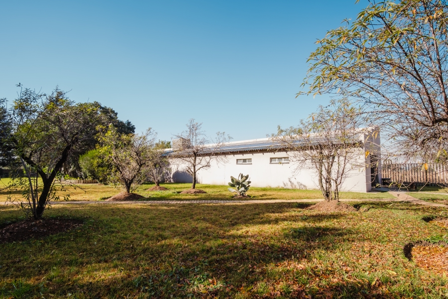 4 Bedroom Property for Sale in Golf View Gauteng