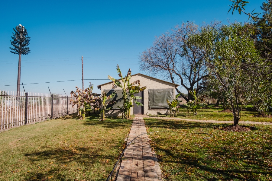 4 Bedroom Property for Sale in Golf View Gauteng