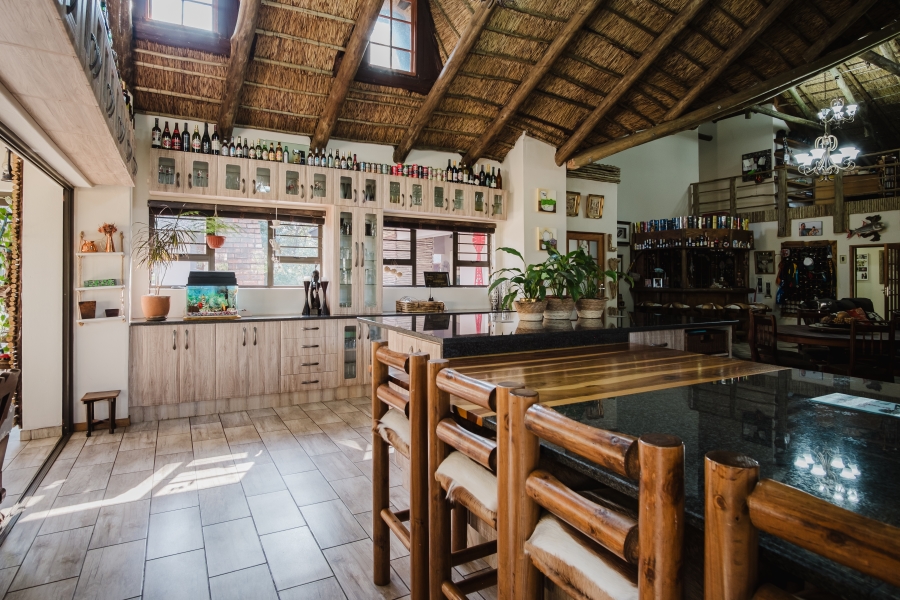 4 Bedroom Property for Sale in Golf View Gauteng