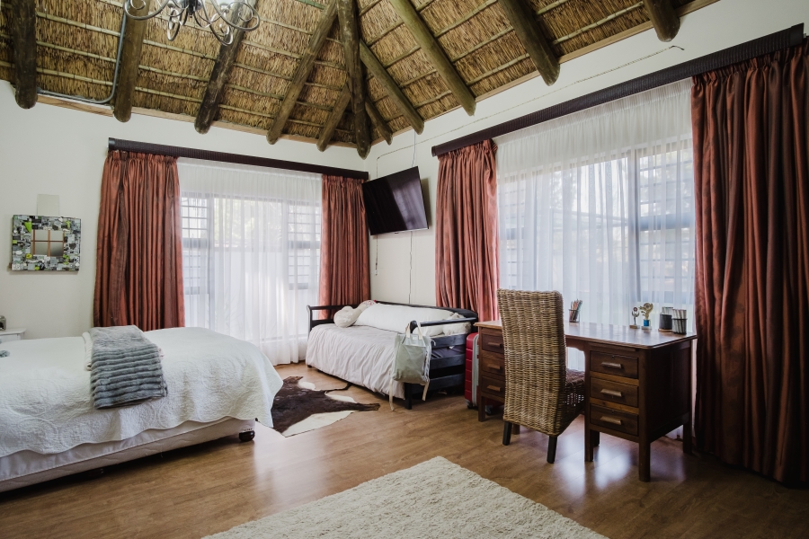 4 Bedroom Property for Sale in Golf View Gauteng