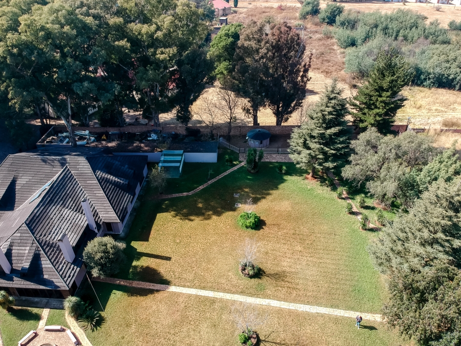 4 Bedroom Property for Sale in Golf View Gauteng