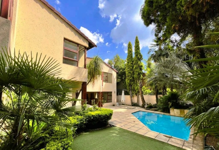 4 Bedroom Property for Sale in Bedford Gardens Gauteng