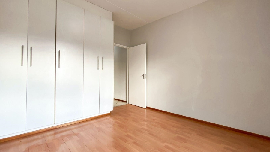 2 Bedroom Property for Sale in Albertsdal Gauteng