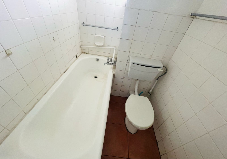 To Let 2 Bedroom Property for Rent in Edleen Gauteng