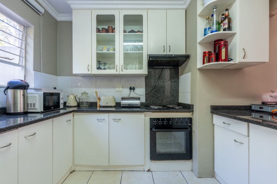 3 Bedroom Property for Sale in Broadacres Gauteng